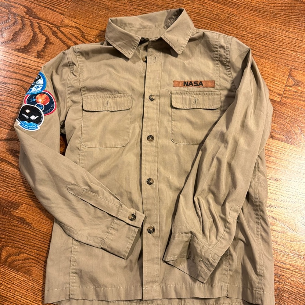 Buzz Aldrin NASA button front SHIRT